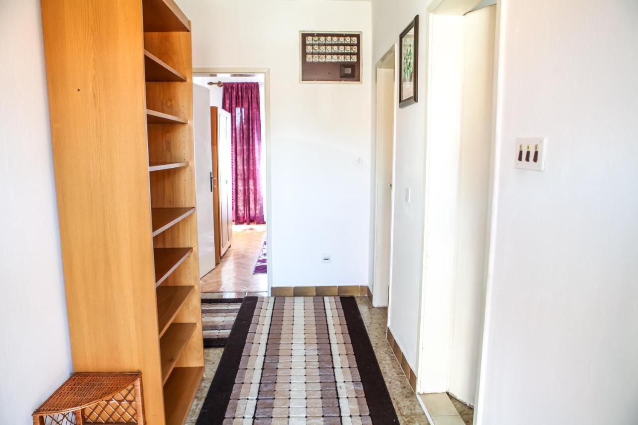 Apartment Dejan Cetinje Exterior foto